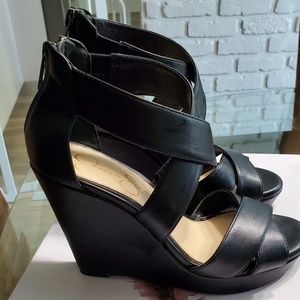 Jessica Simpson Black Wedges Size 6.5  "Jadyn"